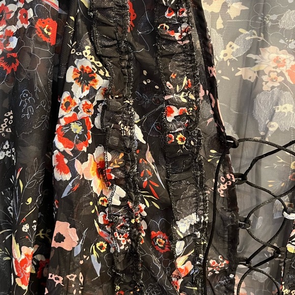 Nasty Gal Floral Chiffon Lace Up Blouse - Women’s Size 2 - Picture 6 of 7